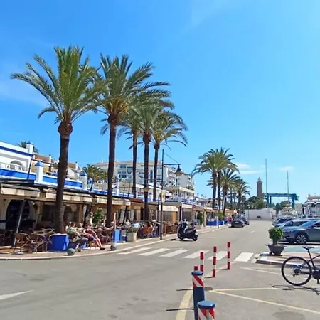 Surf House, Apartamento En La Playa De