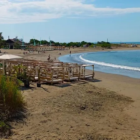 Surf House, Apartamento En La Playa De Apartment *